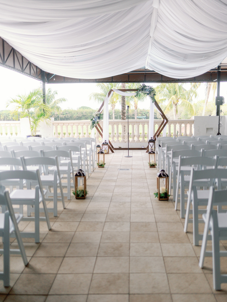outdoor wedding ceremony at The Wanderer South Florida
