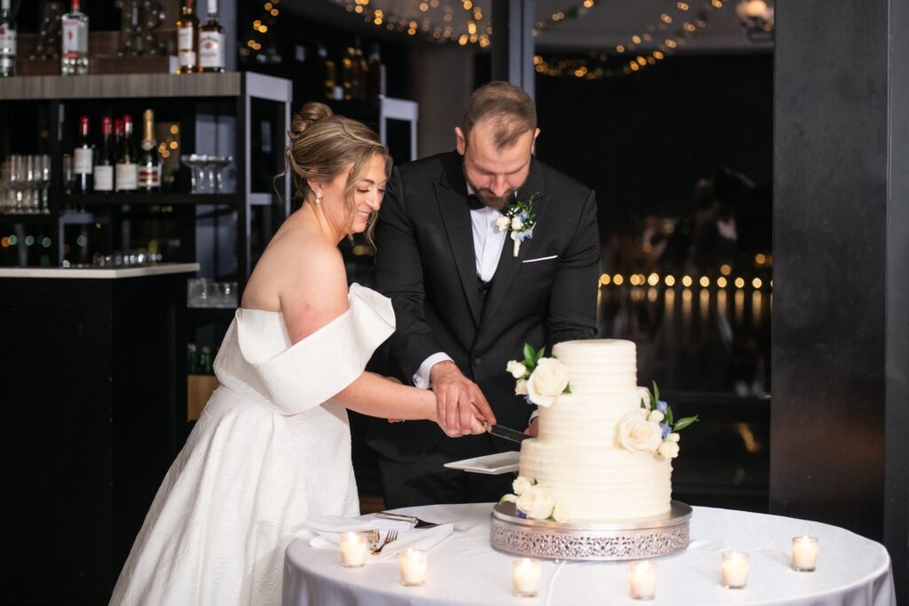 Wedding cake memories elevated by wedding planner suggestions