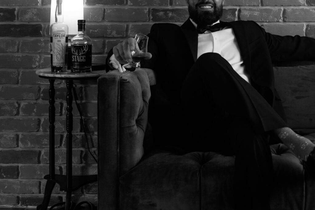 Groom details on wedding day, planning for wedding day preparation