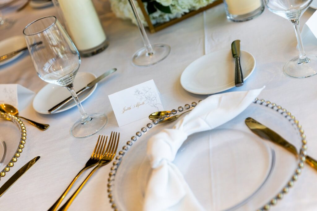 Head wedding table setting